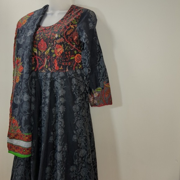 Biba women's floral Anarkali Dupatta 2pc set black/red, size 32 - Picture 1 of 13